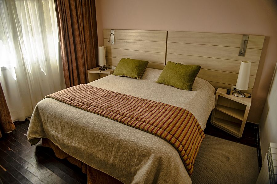 Antu Malal Hotel Plaza Huincul ภายนอก รูปภาพ