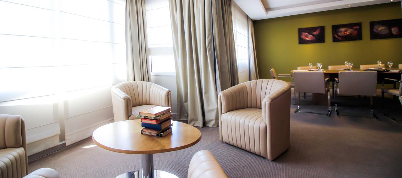 Antu Malal Hotel Plaza Huincul ภายนอก รูปภาพ